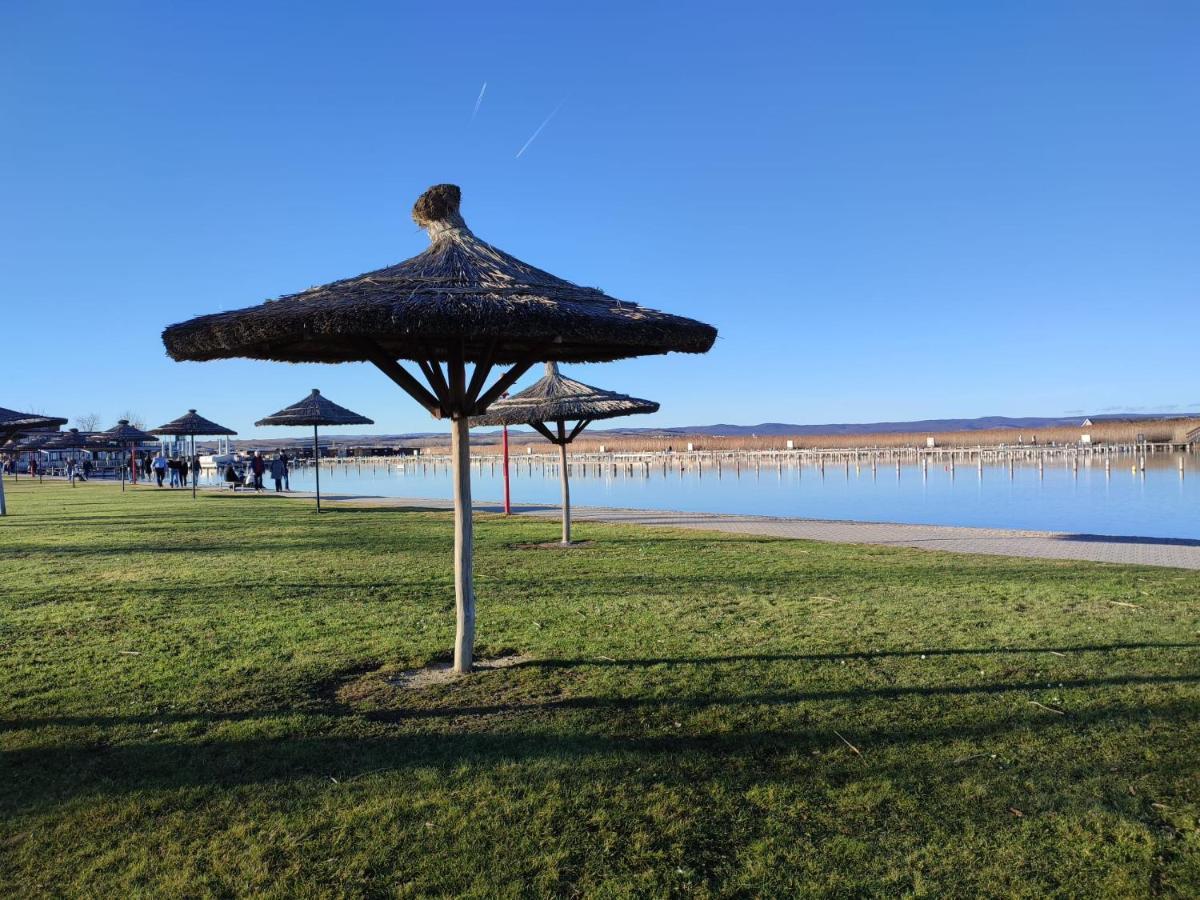 Tinyhouses Am Neusiedlersee Fertőrákos Extérieur photo